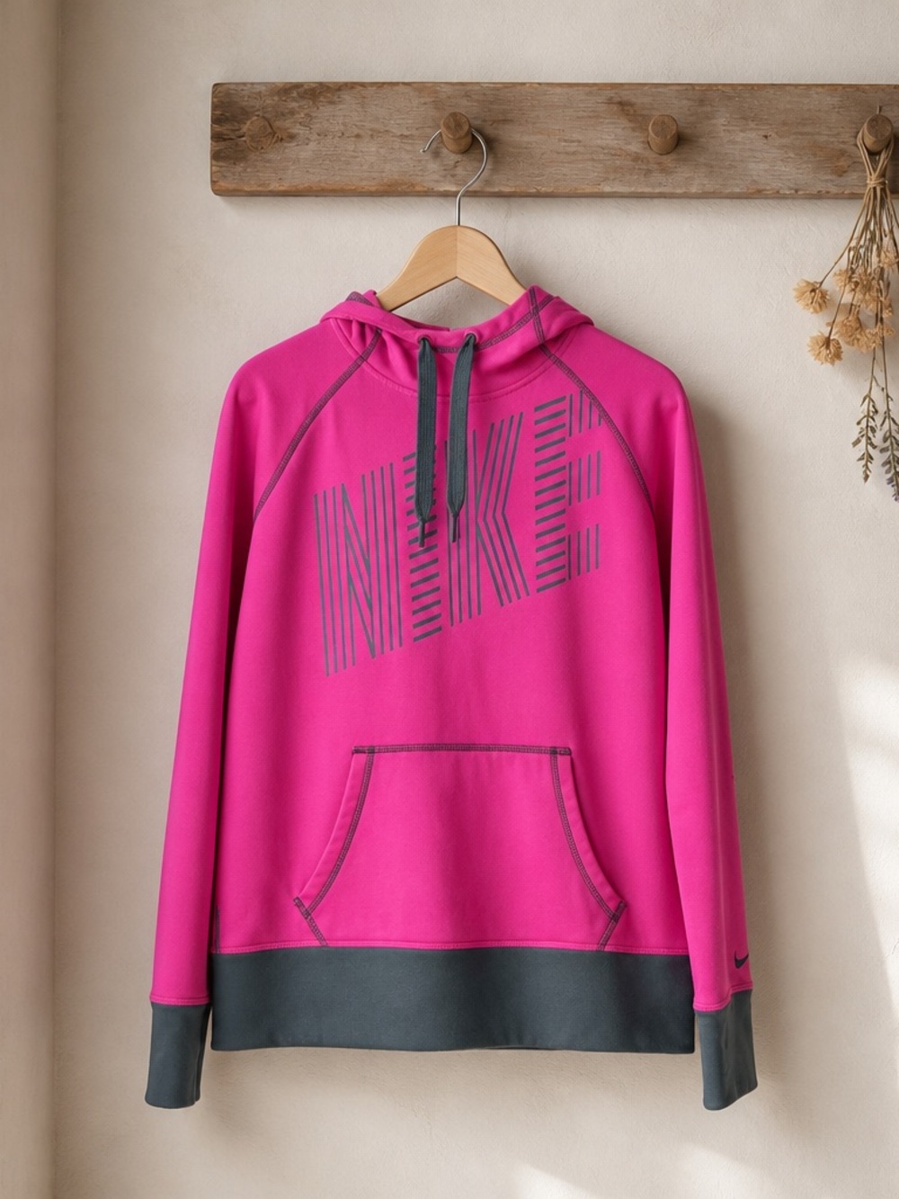 Nike Pink Therma-Fit Fleece Pullover